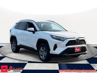 Used 2023 Toyota RAV4 XLE image 1