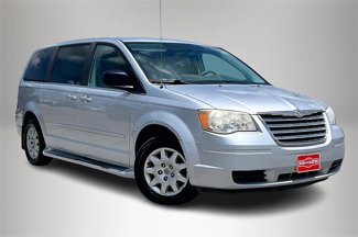 Used 2010 Chrysler Town & Country LX w/ PWR Convenience Group image 1
