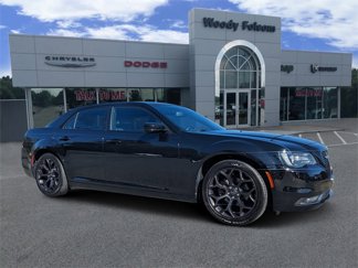 Used 2019 Chrysler 300 S image 1
