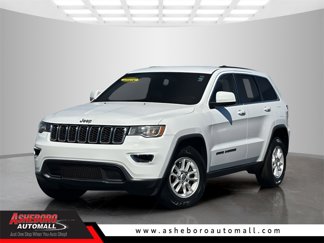 Used 2018 Jeep Grand Cherokee Laredo image 1