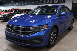 Used 2023 Volkswagen Jetta S image 1