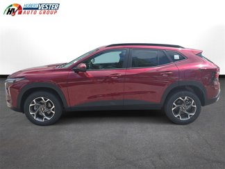 New 2025 Chevrolet Trax LT w/ Driver Confidence Package image 1