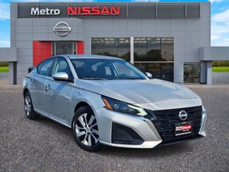 Certified 2023 Nissan Altima 2.5 S image 1