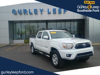 Used 2015 Toyota Tacoma TRD Pro image 1