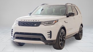 New 2024 Land Rover Discovery Dynamic SE image 1