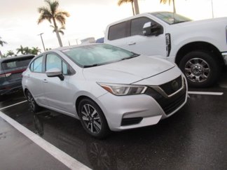 Used 2021 Nissan Versa SV image 1