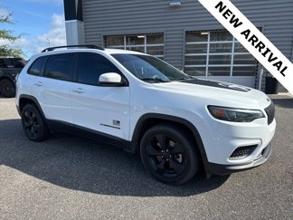 Used 2021 Jeep Cherokee Latitude image 1