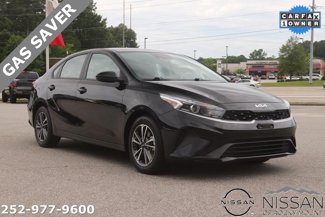 Used 2023 Kia Forte LXS image 1