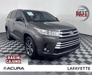 Used 2017 Toyota Highlander XLE image 1