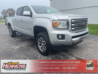 Used 2015 GMC Canyon SLE image 1