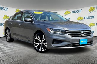Used 2021 Volkswagen Passat 2.0T SE image 1