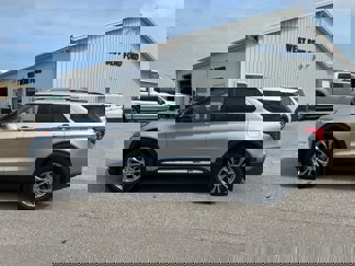 Used 2022 Ford Explorer Limited w/ Equipment Group 301A image 1