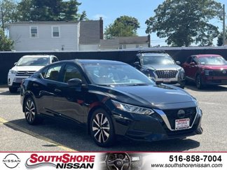 Certified 2022 Nissan Sentra SV image 1