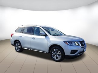 Used 2020 Nissan Pathfinder SL image 1