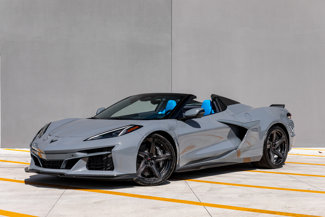 Used 2025 Chevrolet Corvette E-Ray w/ Stealth Interior Trim Package image 1