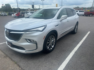 Used 2022 Buick Enclave Avenir image 1