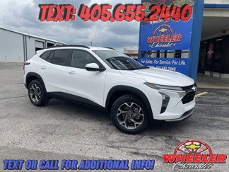 New 2025 Chevrolet Trax LT w/ Driver Confidence Package image 1