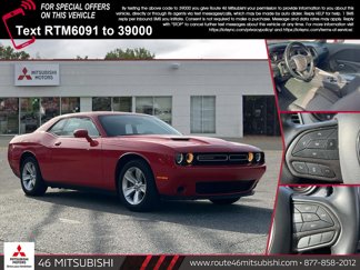 Used 2023 Dodge Challenger SXT image 1