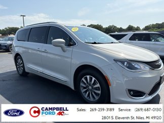Used 2020 Chrysler Pacifica Touring-L image 1