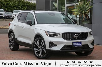 Certified 2025 Volvo XC40 B5 Plus w/ Climate Package image 1
