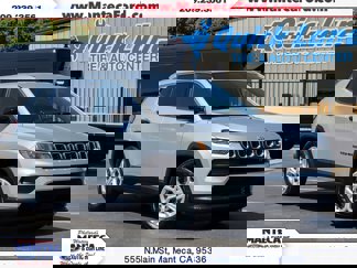 Used 2025 Jeep Compass Sport image 1