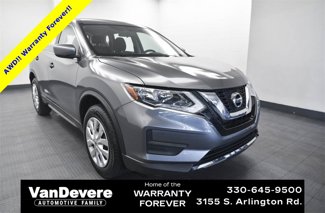 Used 2017 Nissan Rogue S image 1