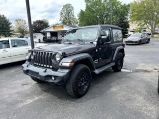 Used 2018 Jeep Wrangler Sport image 1