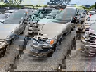 Used 2002 Chevrolet Venture LT image 1