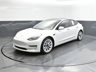 Used 2023 Tesla Model 3 Standard Range image 1