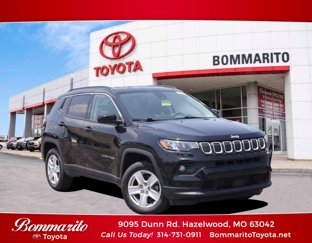 Used 2022 Jeep Compass Latitude w/ Convenience Group image 1