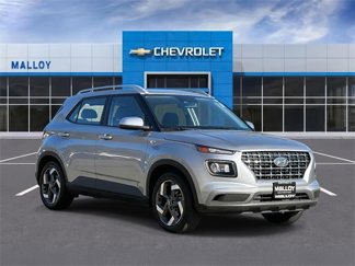 Used 2023 Hyundai Venue SEL image 1