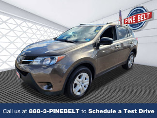 Used 2014 Toyota RAV4 LE image 1