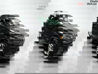 Used 2020 Jeep Cherokee Latitude w/ Cold Weather Group image 1