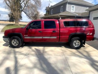 Used 2004 Chevrolet Silverado 2500 LS image 1