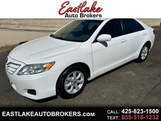 Used 2010 Toyota Camry SE image 1