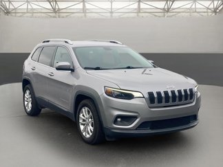 Used 2019 Jeep Cherokee Latitude w/ Popular Appearance Group image 1