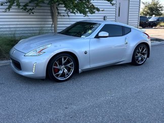 Used 2015 Nissan 370Z w/ Sport Package image 1