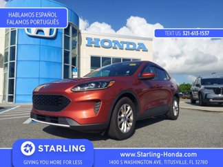 Used 2020 Ford Escape SE image 1