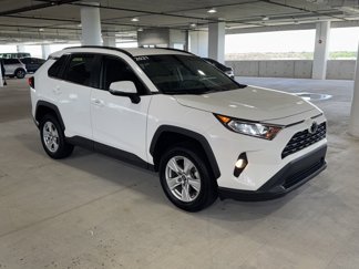 Used 2021 Toyota RAV4 XLE image 1