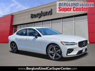 Used 2024 Volvo S60 B5 Plus image 1