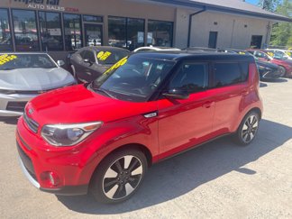 Used 2017 Kia Soul + w/ Designer's Package image 1