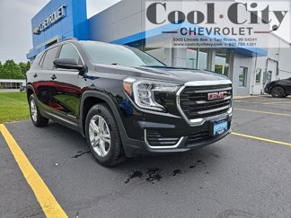 Used 2022 GMC Terrain SLE w/ Driver Convenience Package image 1