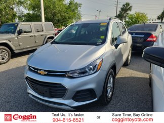 Used 2022 Chevrolet Trax LT w/ LT Convenience Package image 1