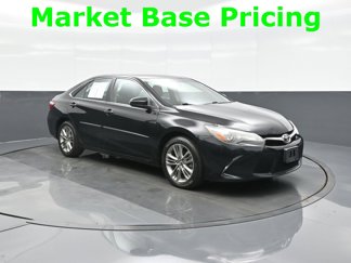 Used 2017 Toyota Camry SE image 1