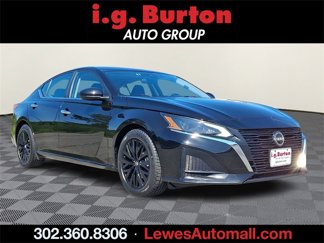 Used 2023 Nissan Altima 2.5 SV image 1