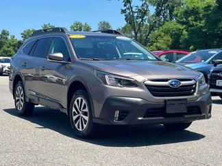 Used 2022 Subaru Outback Premium image 1