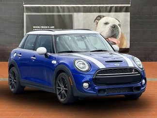 Used 2019 MINI Cooper S w/ Premium Package image 1