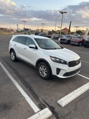 Used 2020 Kia Sorento LX image 1