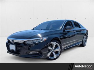 Used 2018 Honda Accord Touring image 1