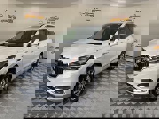 Used 2020 Buick Enclave Essence w/ Sound and Sites Package image 1